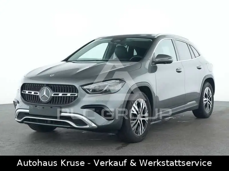 2025 Mercedes Benz GLA 200