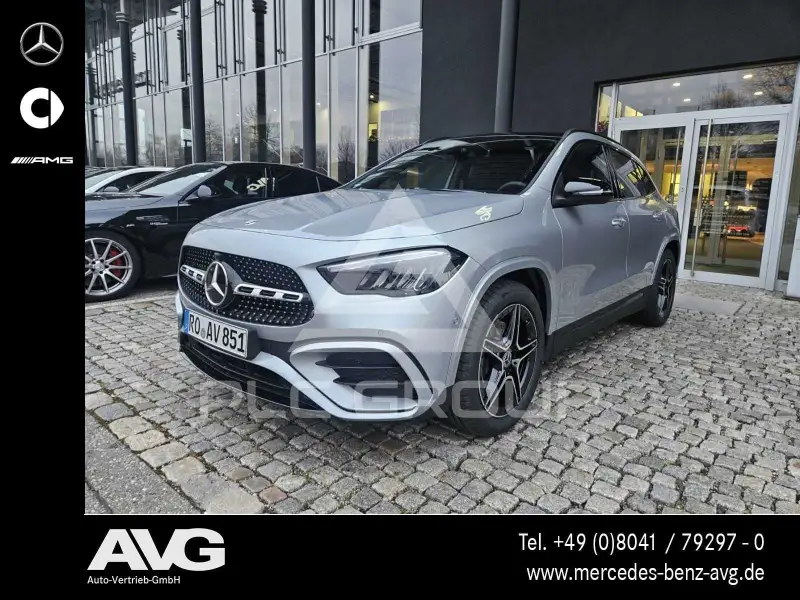 2025 Mercedes Benz GLA 200