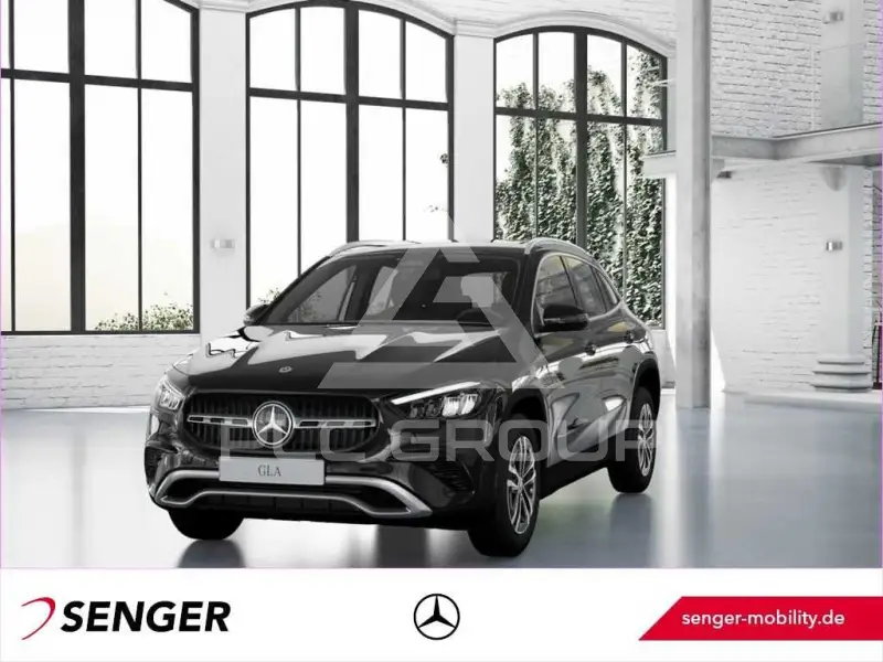 2025 Mercedes Benz GLA 200