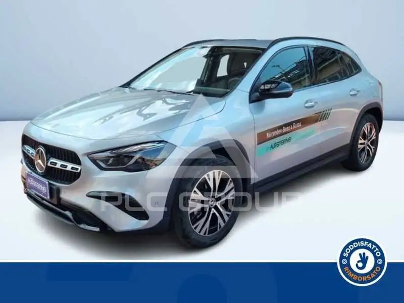 2025 Mercedes Benz GLA 200