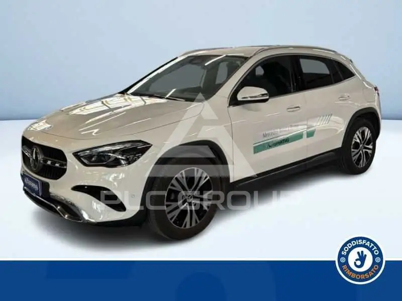 2025 Mercedes Benz GLA 200