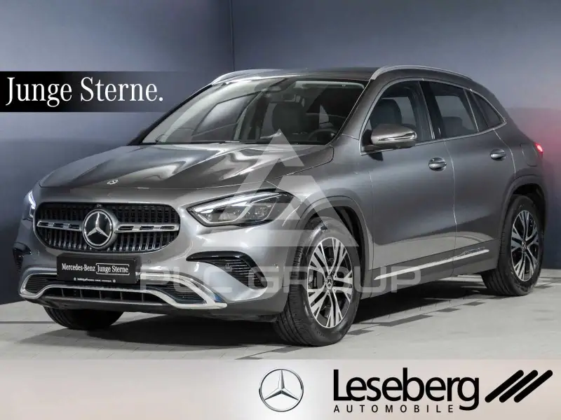 2025 Mercedes Benz GLA 200
