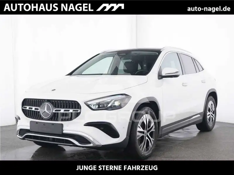2025 Mercedes Benz GLA 220
