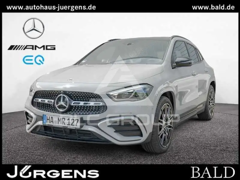 2025 Mercedes Benz GLA 220