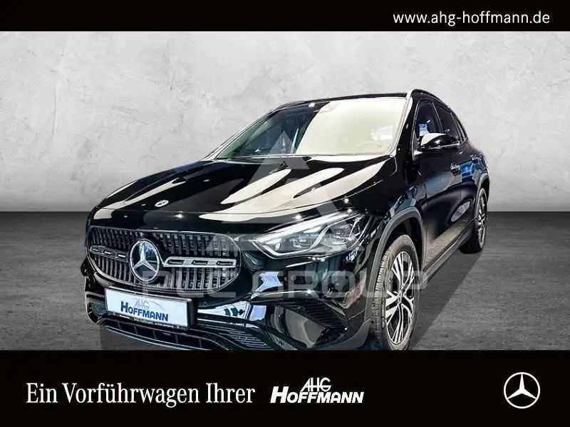 2025 Mercedes Benz GLA 220