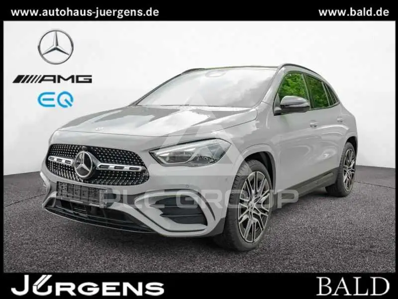 2025 Mercedes Benz GLA 220