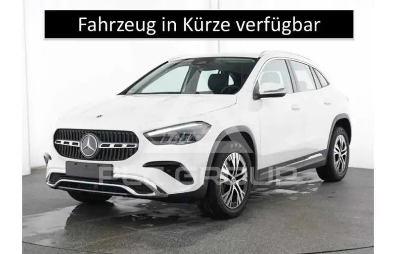 2025 Mercedes Benz GLA 220