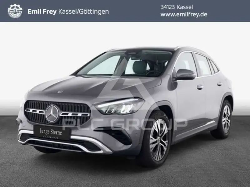 2025 Mercedes Benz GLA 220