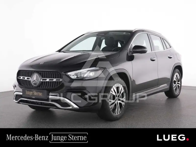 2025 Mercedes Benz GLA 220