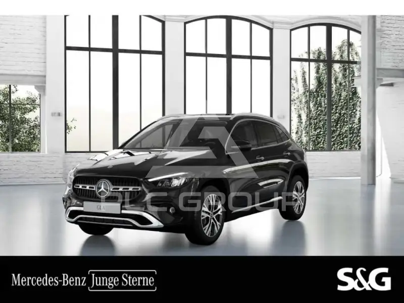 2025 Mercedes Benz GLA 220