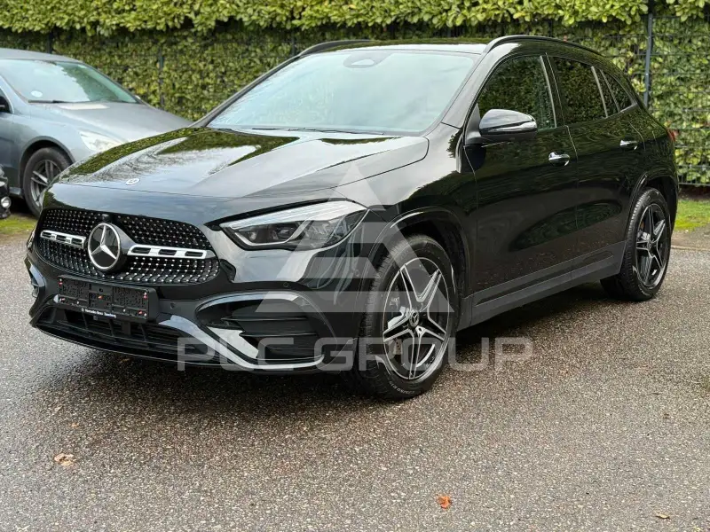 2025 Mercedes Benz GLA 220