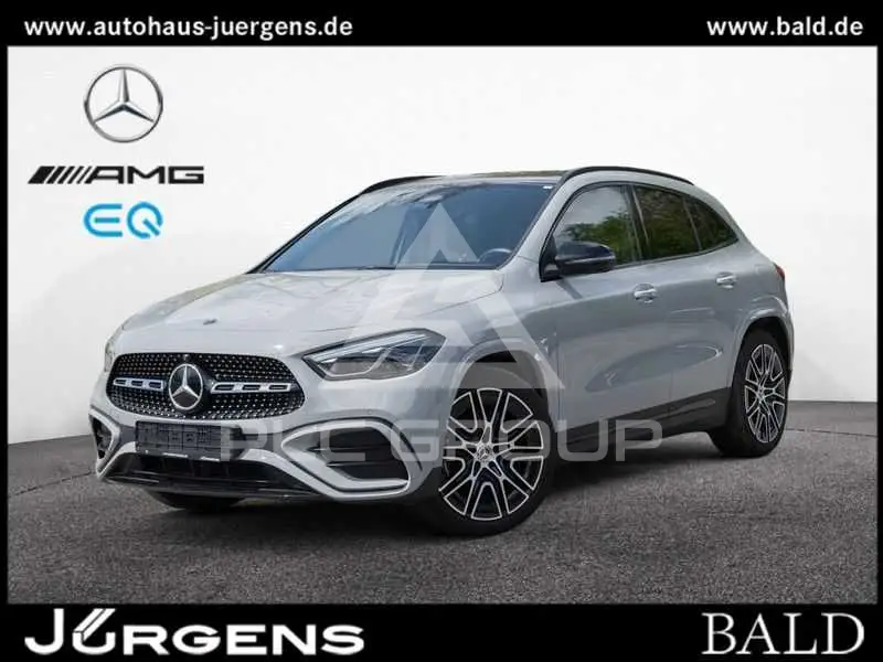 2025 Mercedes Benz GLA 220
