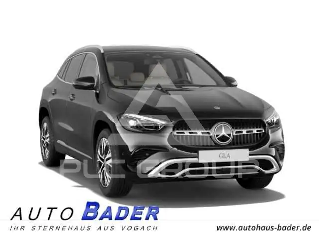 2025 Mercedes Benz GLA 220