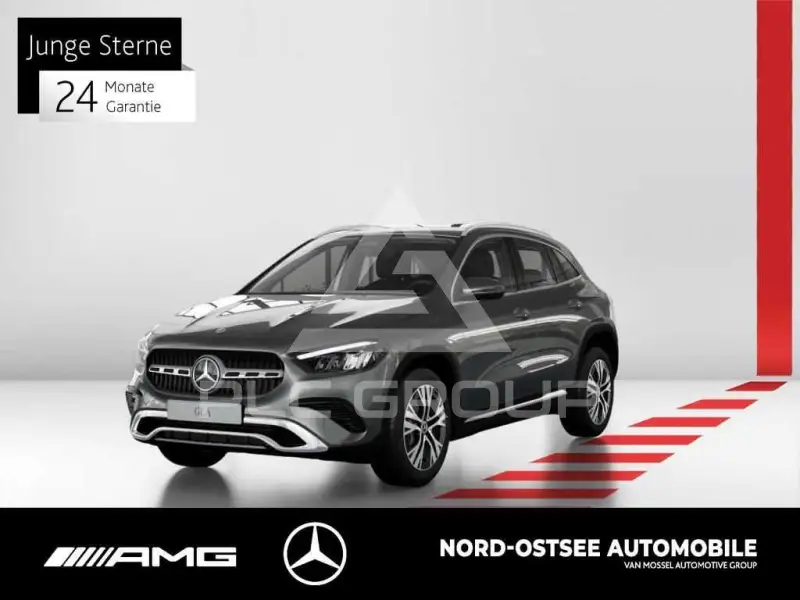 2025 Mercedes Benz GLA 220