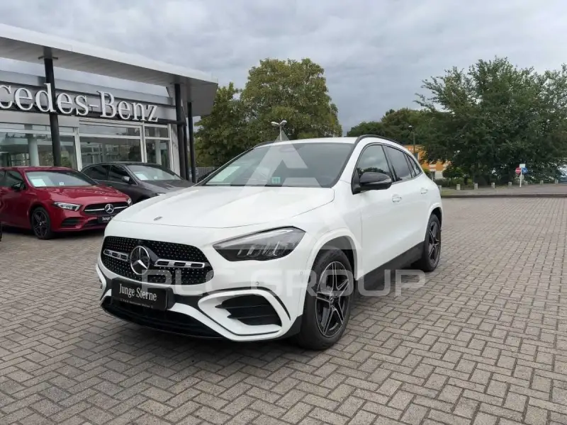 2025 Mercedes Benz GLA 220