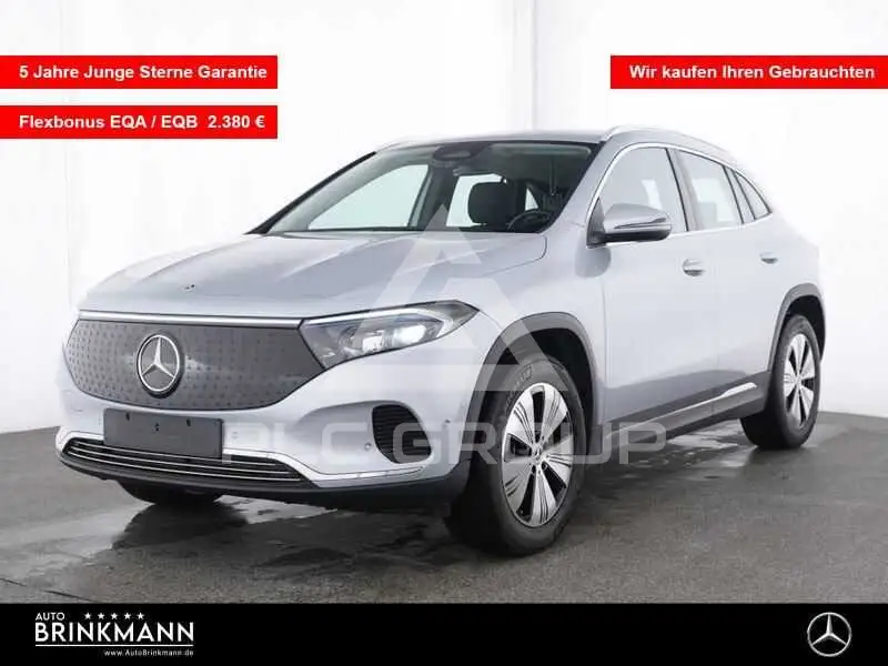 2025 Mercedes Benz EQA