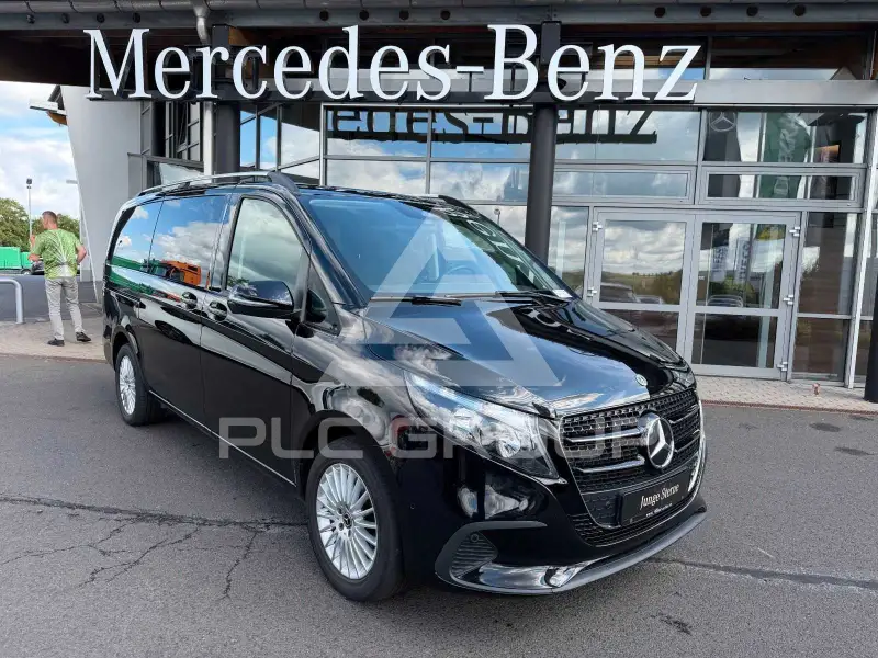 2025 Mercedes Benz V 220
