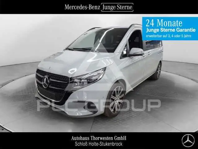 2025 Mercedes Benz V 220