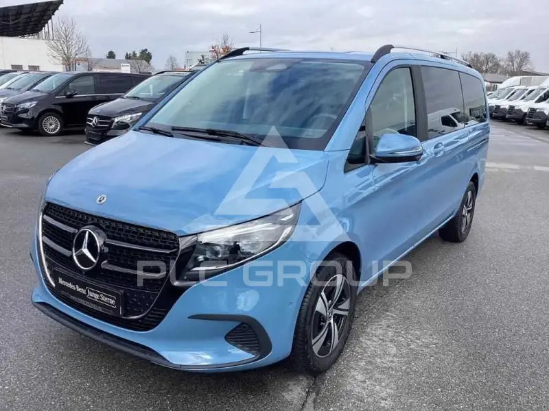 2025 Mercedes Benz V 220