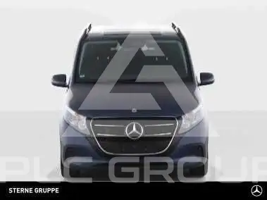 2025 Mercedes Benz V 220