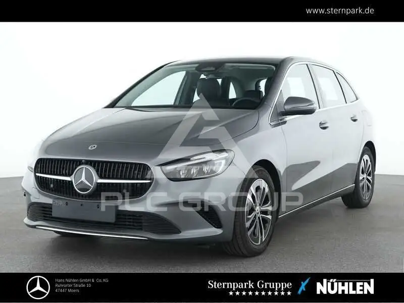 2025 Mercedes Benz B 180