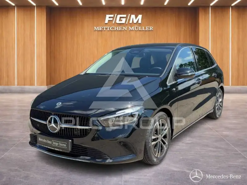 2025 Mercedes Benz B 180