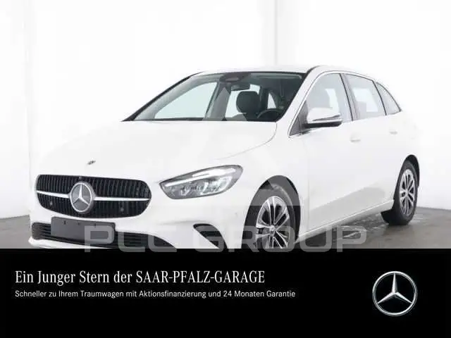 2025 Mercedes Benz B 180