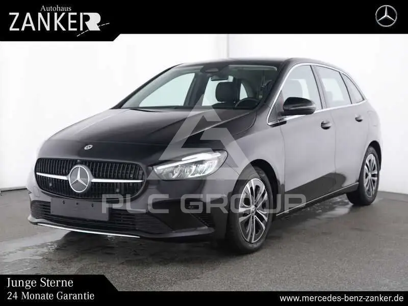 2025 Mercedes Benz B 180