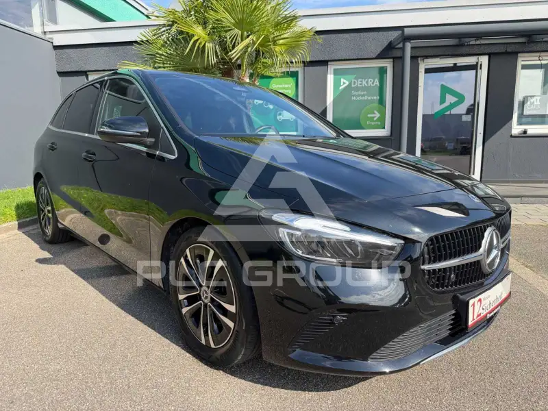 2025 Mercedes Benz B 180
