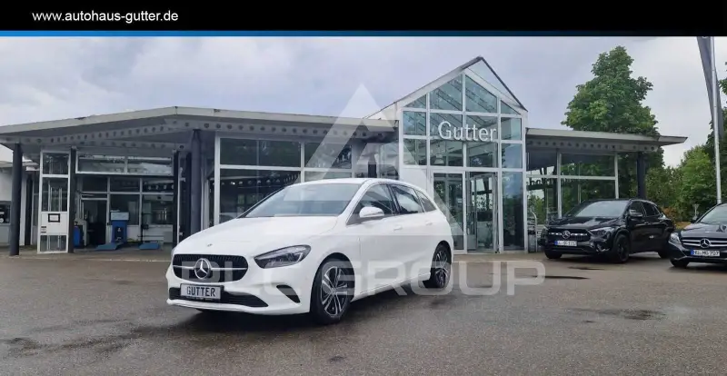 2025 Mercedes Benz B 180