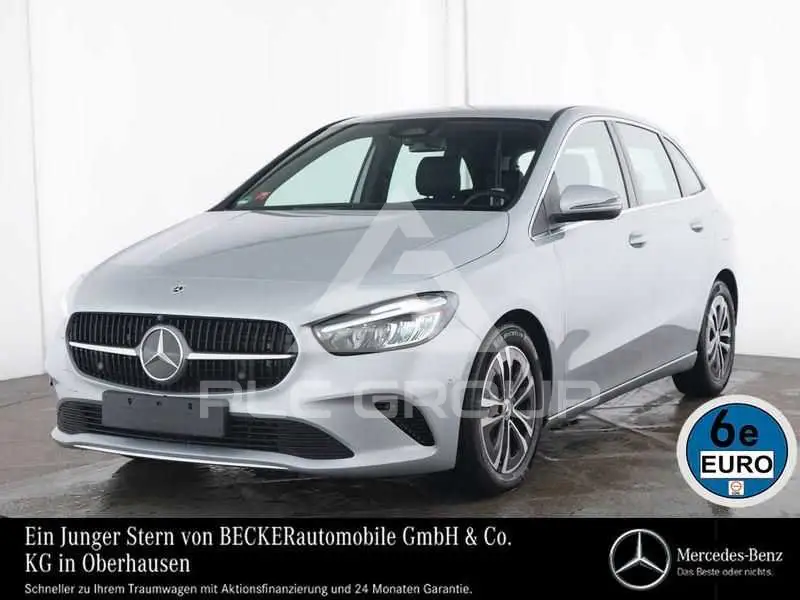2025 Mercedes Benz B 180
