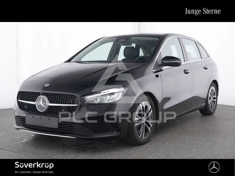 2025 Mercedes Benz B 180