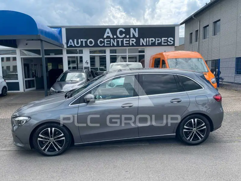 2025 Mercedes Benz B 180