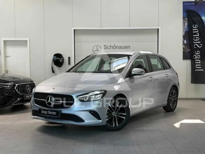 2025 Mercedes Benz B 180