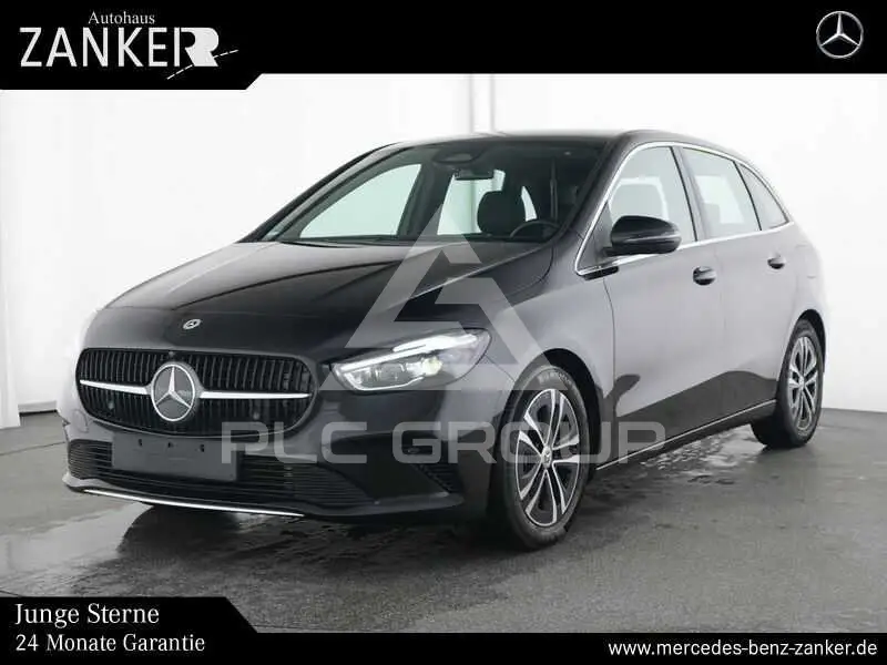 2025 Mercedes Benz B 220