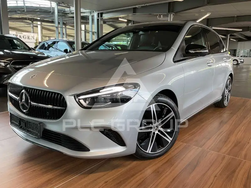 2025 Mercedes Benz B 220