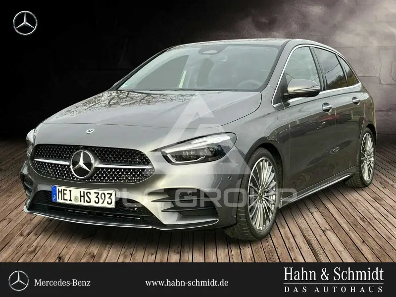 2025 Mercedes Benz B 220