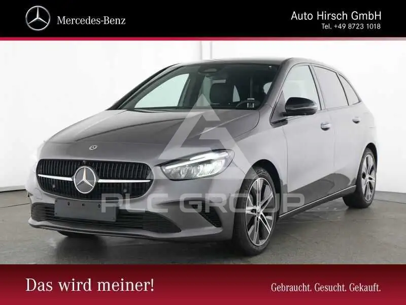 2025 Mercedes Benz B 220