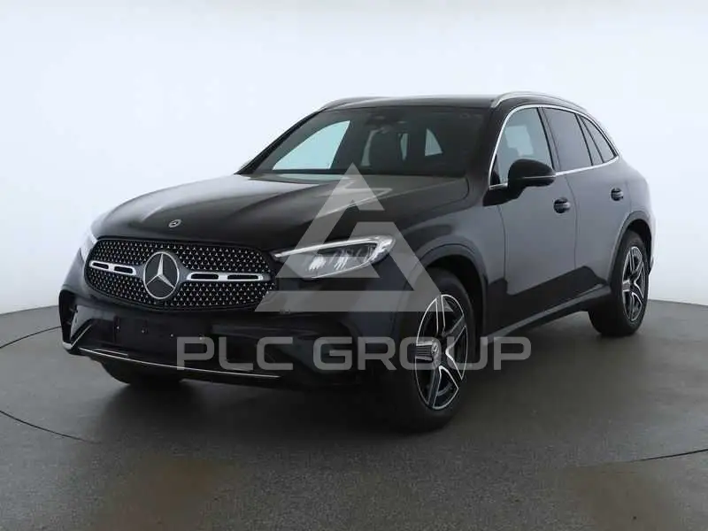 2025 Mercedes Benz GLC 220