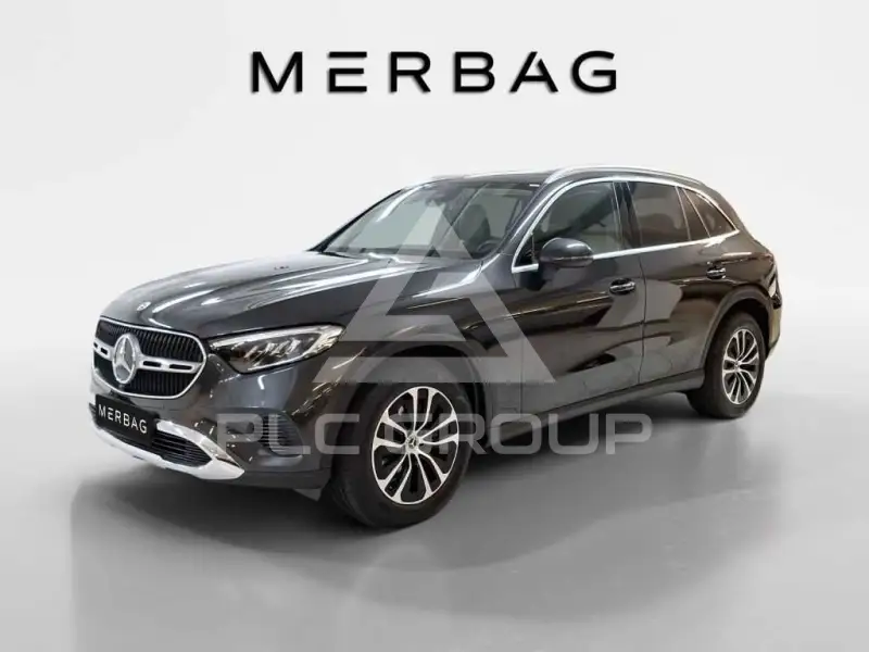 2025 Mercedes Benz GLC 220