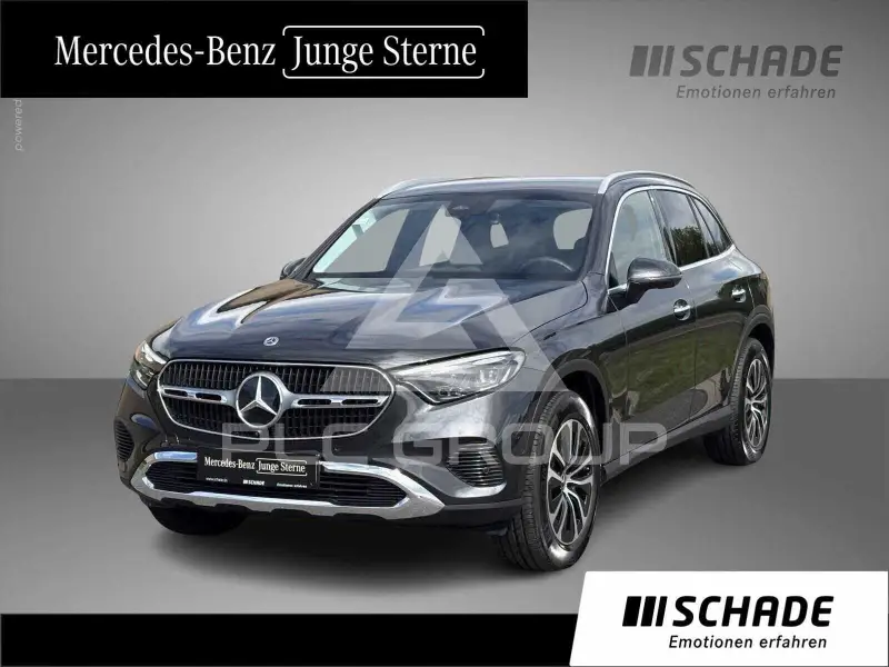 2025 Mercedes Benz GLC 220