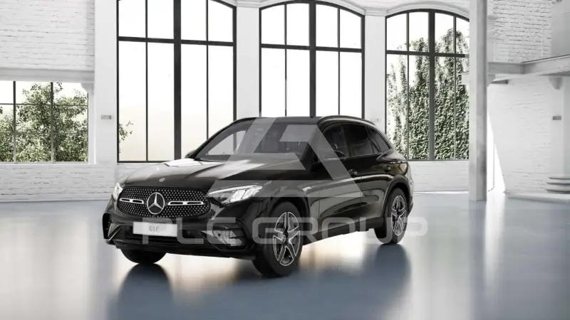 2025 Mercedes Benz GLC 220