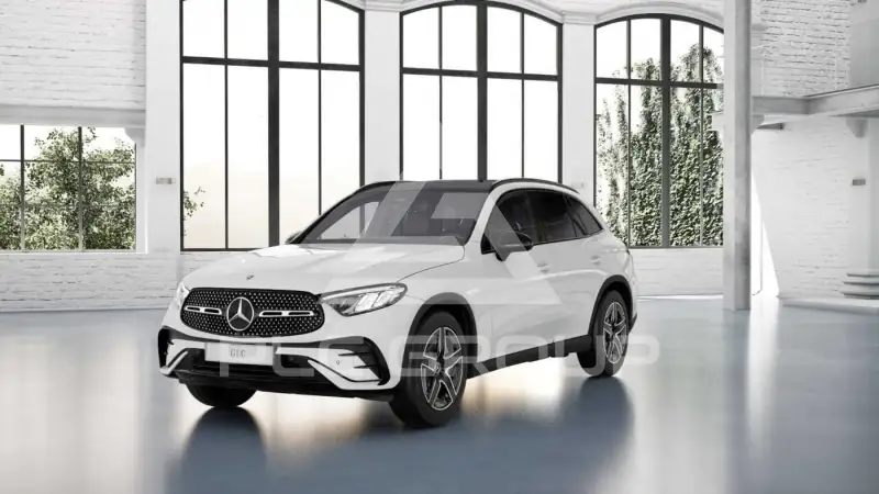 2025 Mercedes Benz GLC 220