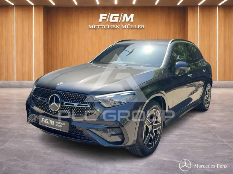 2025 Mercedes Benz GLC 220