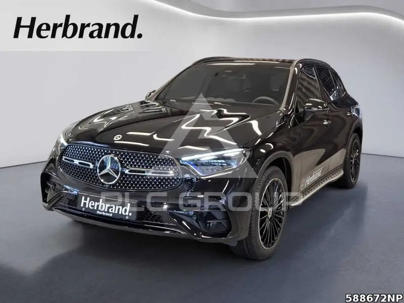 2025 Mercedes Benz GLC 220