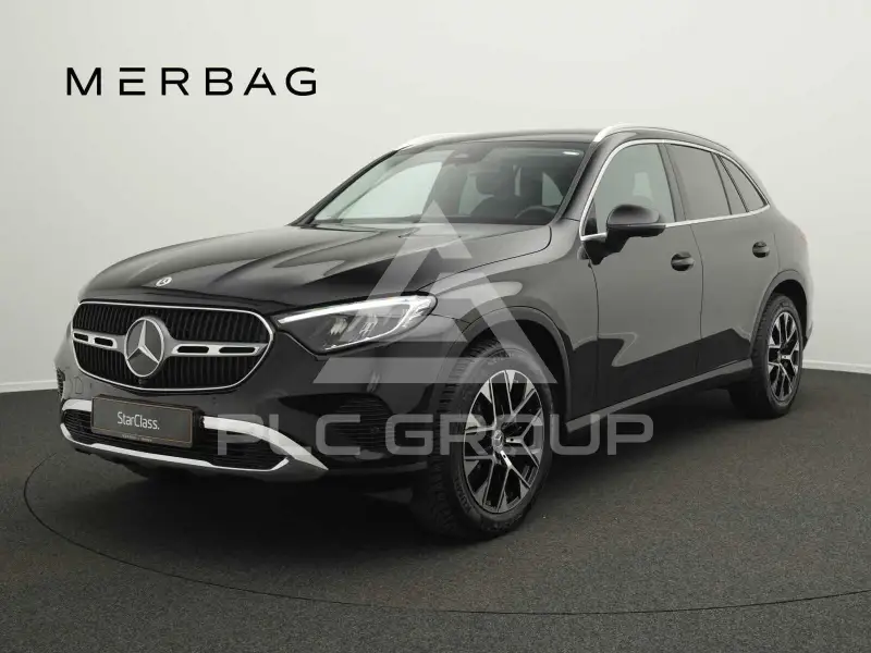 2025 Mercedes Benz GLC 220