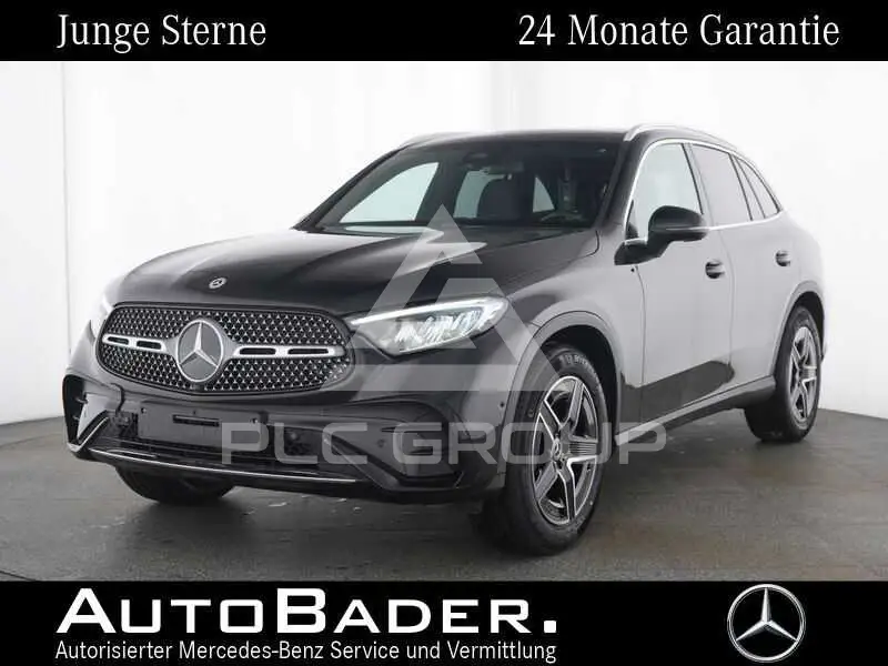 2025 Mercedes Benz GLC 220