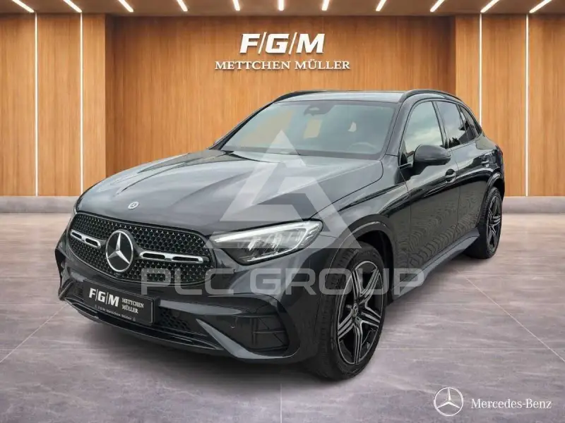 2025 Mercedes Benz GLC 220