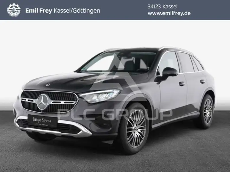 2025 Mercedes Benz GLC 220