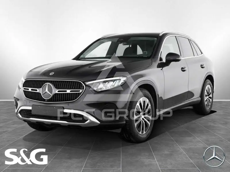 2025 Mercedes Benz GLC 220